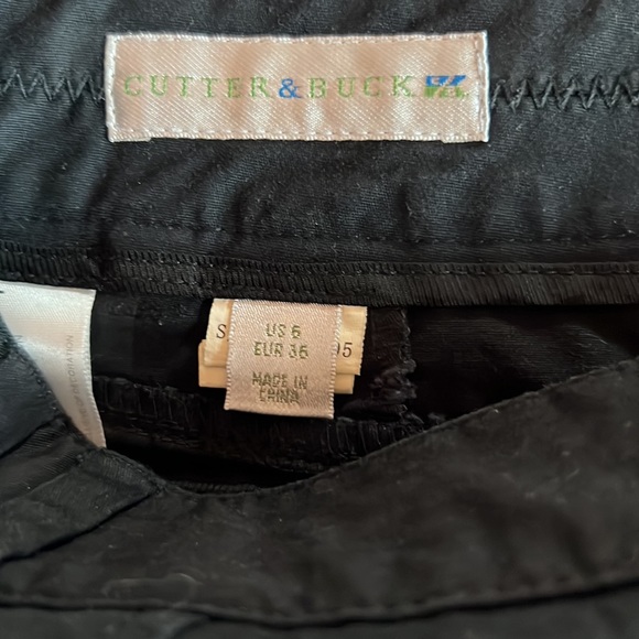 Cutter & Buck Bermuda shorts. - Picture 2 of 2